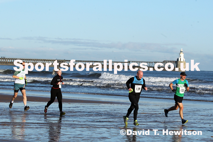 Blyth Sands Handicap Race.  Photo: David T. Hewitson/Sports for All Pics